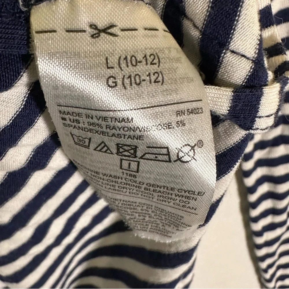 Old Navy Kids' Navy and White‎ Striped Long Sleeved Super Lightweight sz 10-12